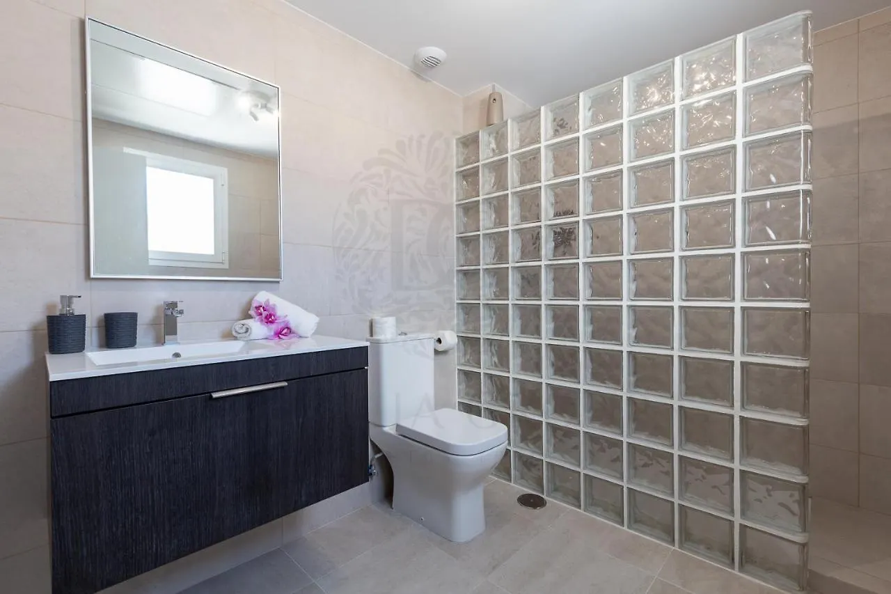 Estepona Gardens Beach Apartment